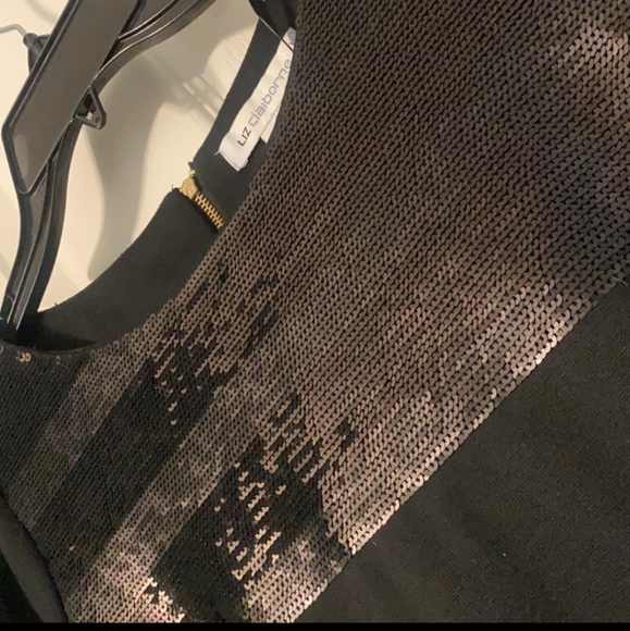 Beautiful black dress - Picture 3 of 6